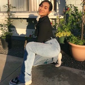 Meet your Posher, Jasmine